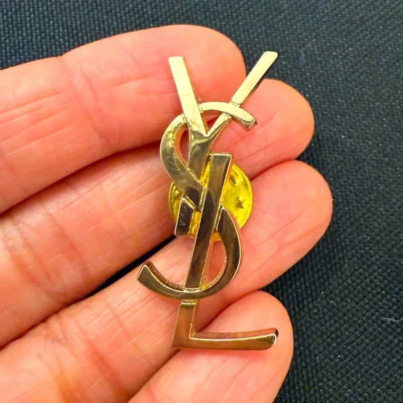 YSL pin - Picture 1 of 4